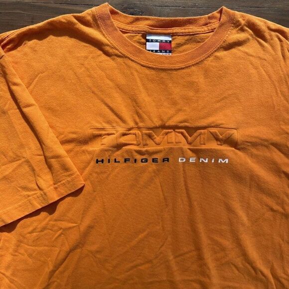 Vintage 90s Tommy Hilfiger Denim Embossed Spell Out Logo Orange T-Shirt Mens XL - Picture 1 of 5
